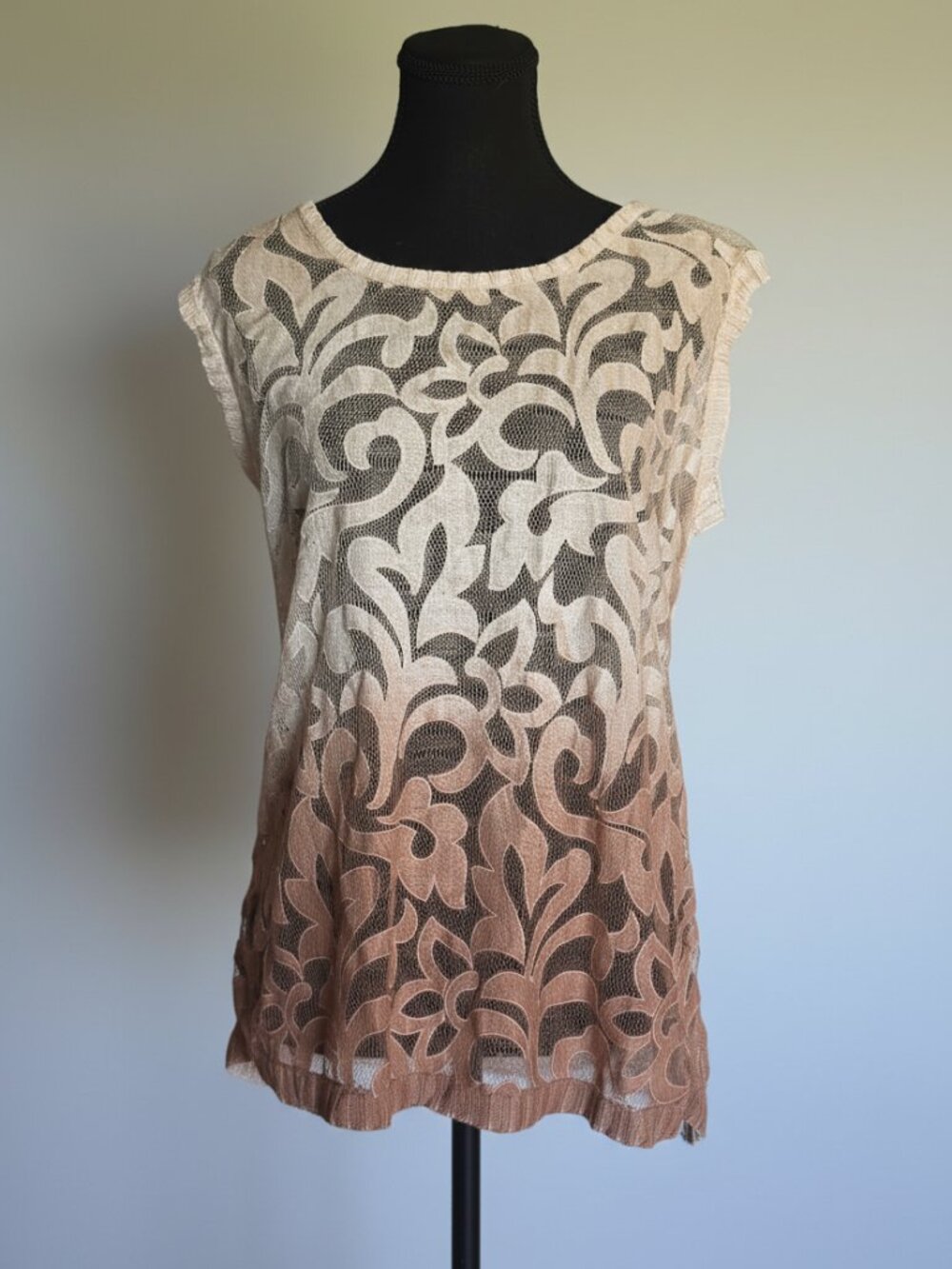 Morning Apple Ombré Lace Top | Cream to Blush Rose Gold | Size L